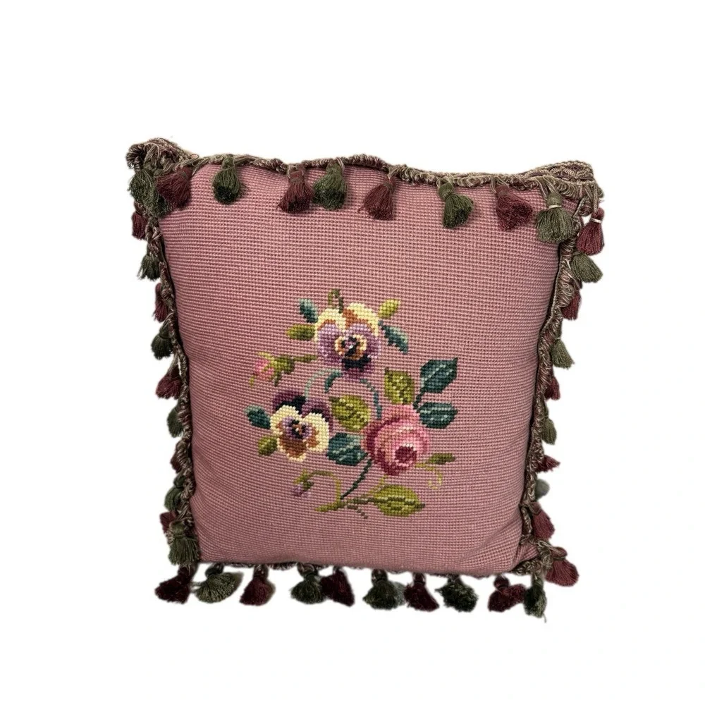 Vintage C&F Home Reddouts's Toss Rose Mauve ‎ Needlepoint Tassel Throw Pillow